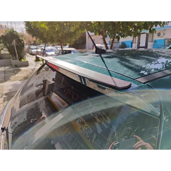 Αεροτομή Universal Hatchback