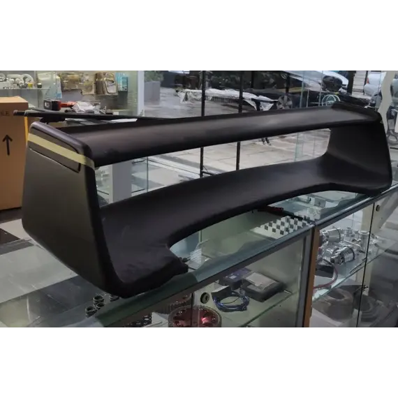 Αεροτομή SUBARU WRX 01+ με STOP