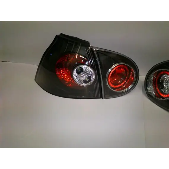Πίσω φανάρια Golf V GTI μαύρα